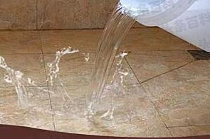 杭锦漏水维修 免砸砖防水材料该如何施工